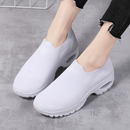 Atena Orthopedic Sneakers